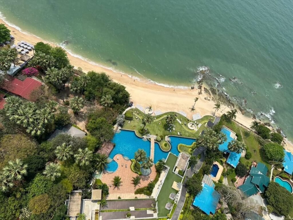 The Palm Wongamat Beachfront – SUPER HOT DEAL