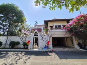 Luxury Pool Villa For Sale