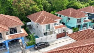 Fully Detached 2-Storey House in Naklua – Move-In Ready