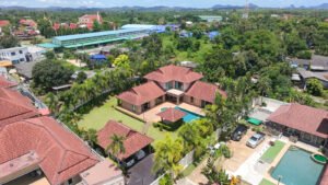 Retreat-Style Living – Private Pool Villa in Huay Yai