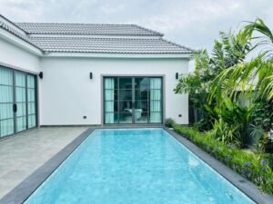 Chic & Cozy Villa Near Siam Country Club – Style Meets Convenient Location