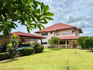 Cozy Acres – Massive Plot Pool Villa In Bangsaray