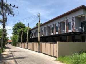 Make It Yours – Unfurnished Townhome With Full Potential | Available For Sale