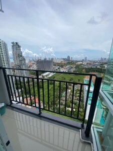 Beach Life, City Access – The Grand Jomtien