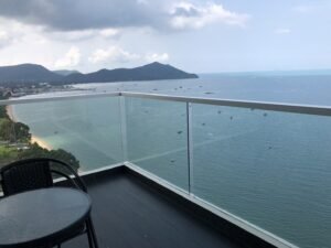 Beachfront Charm – Sea View Condo For Sale, Del Mare Bangsaray