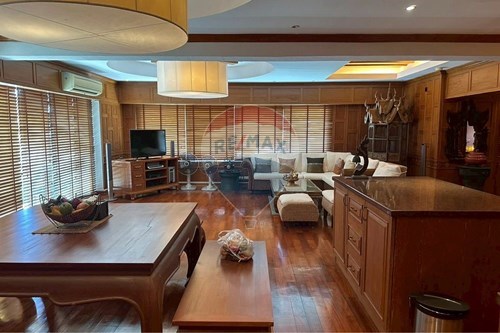 Stunning 2BR Sea View Condo in Pattaya - $8.8M THB