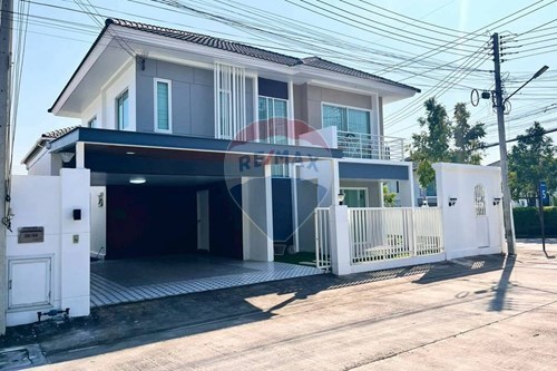 Urgent Sale: 3BR House Near Jomtien Beach