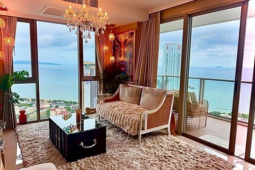 40th Floor Luxury 2BR/2BA w/ Balcony Jacuzzi