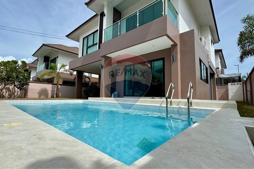 Pool Villa Pattaya